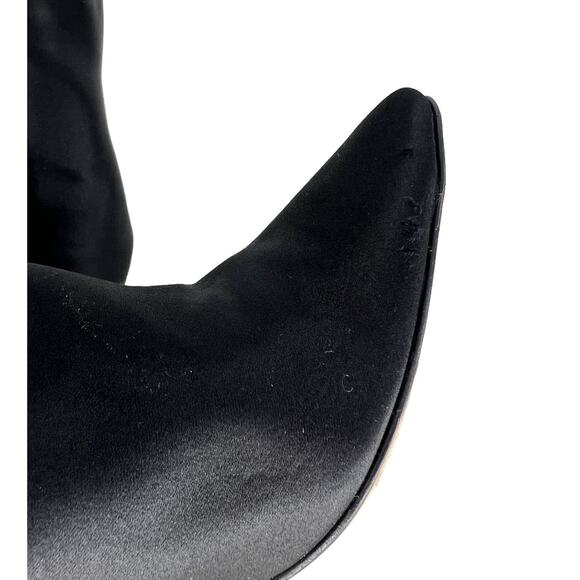 Manolo Blahnik + Vetements Printed Satin Ankle Boots In Black - Picture 9 of 16